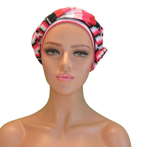 Handgemaakte chemo muts Betty roze wit zwart maat L