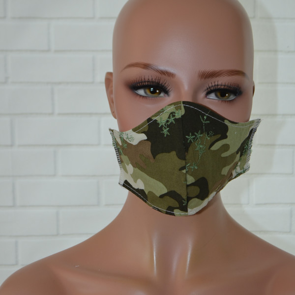 Mondkapje of gezichtsmasker camouflage groen met fijn borduursel