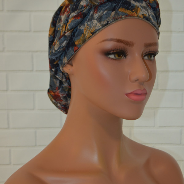 Handgemaakte chemo muts Buffy blauw en camel maat M