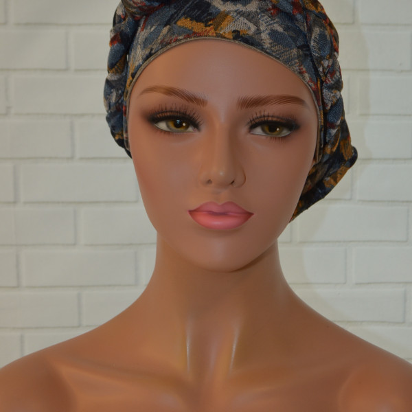 Handgemaakte chemo muts Buffy blauw en camel maat M