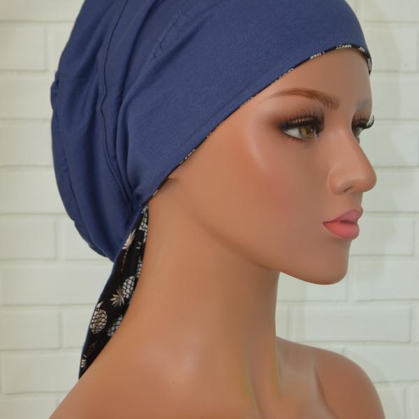 Handgemaakte chemo muts Bobby zwart/blauw maat L