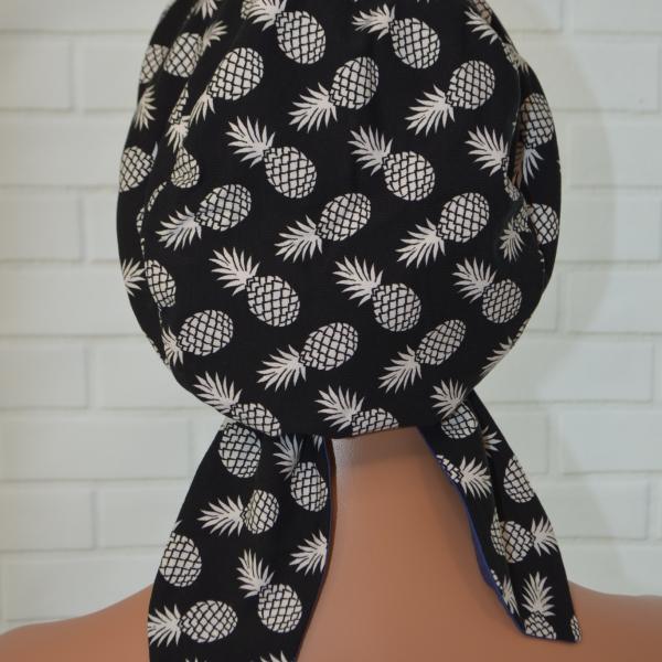 Handgemaakte chemo muts Bobby zwart/blauw maat L
