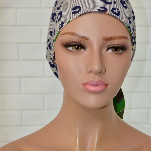 Handgemaakte chemo muts Bobby navy blauw en groen maat L