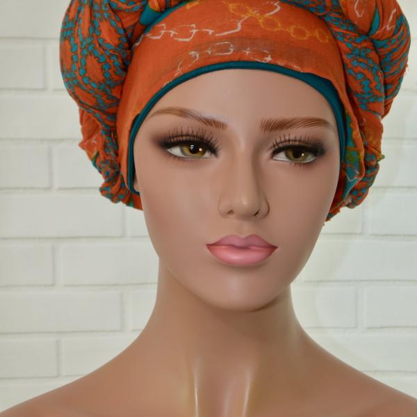 Handgemaakte chemo muts met sjaal Bella groen oranje tinten maat L.