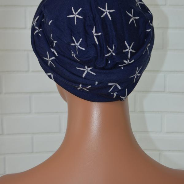 Handgemaakte chemo muts Bahar blauw met witte ster maat S