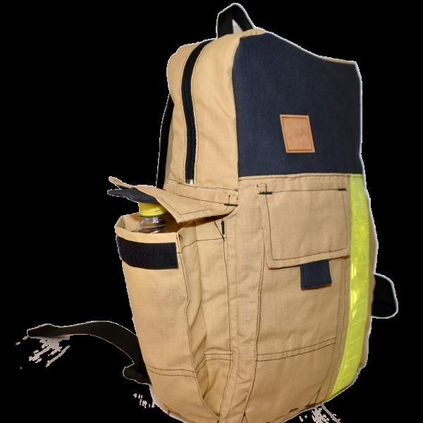 Stoere handgemaakte brandweertas of rugtas met originele zak