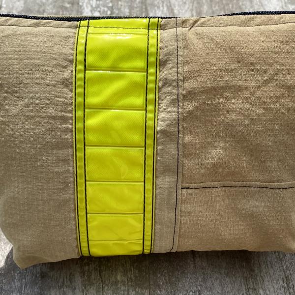 Handgemaakte toilettas geborduurd brandweer Nijkerk 2