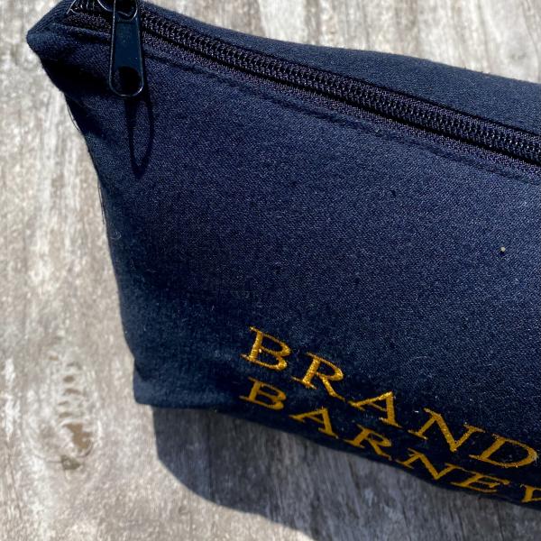 Handgemaakte toilettas geborduurd brandweer Barneveld