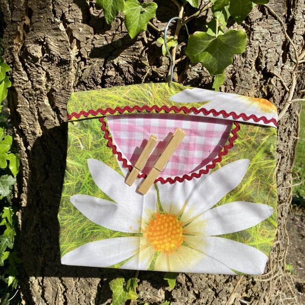 Wasknijperzak gras met bloem