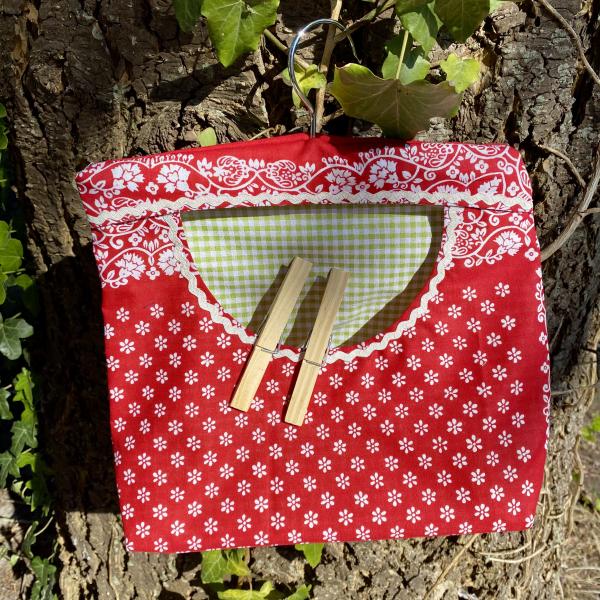 Wasknijperzak rode zakdoek/groen