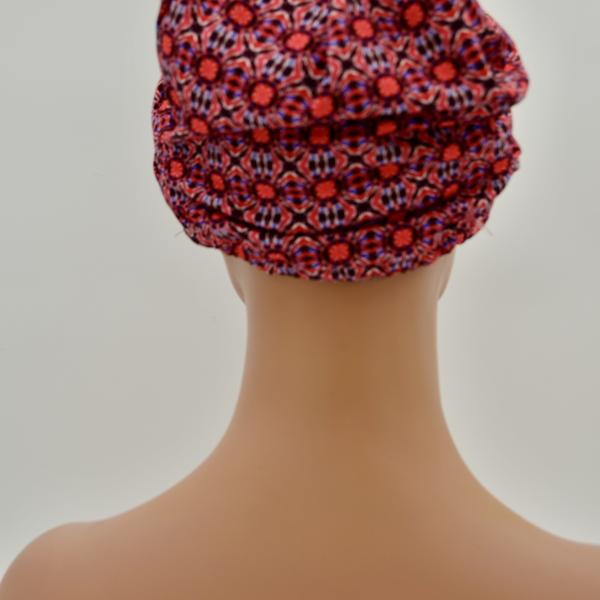Handgemaakte chemo muts Bente rood maat L