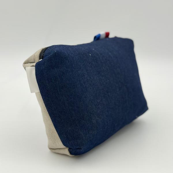 Toilettas van ptt postzak klomp blauwe bloemen