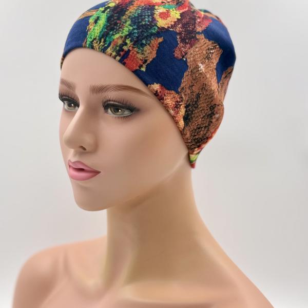 Handgemaakte dubbele slaapmuts blauw met kleurtjes