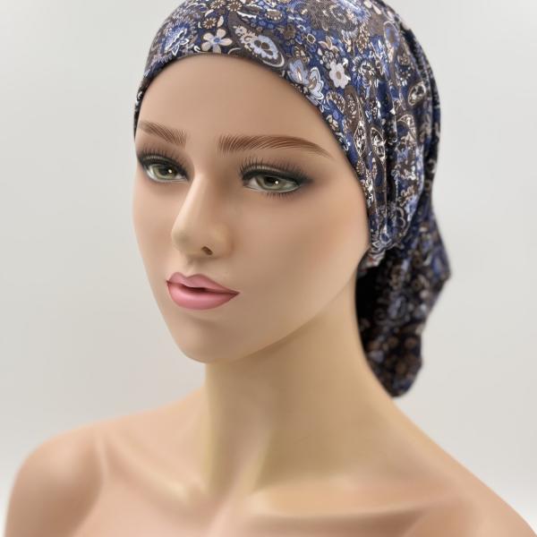 Handgemaakte chemo muts Bonnie rood en blauw tinten maat s