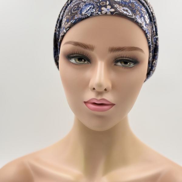 Handgemaakte chemo muts Bonnie rood en blauw tinten maat s
