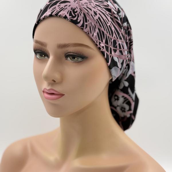Handgemaakte chemo muts Bonnie zwart en lila tinten maat s