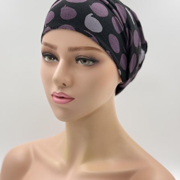 Handgemaakte chemo muts Bonnie zwart met paars lila en grijs met kettingen maat M