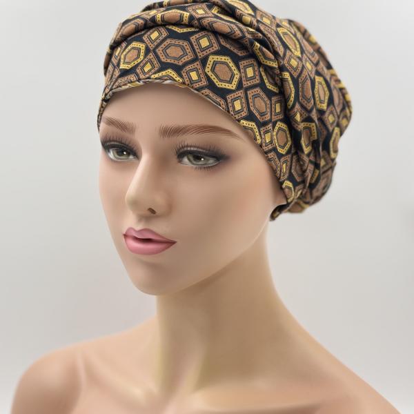 Handgemaakte chemo muts Bonnie bruin oker, donker blauw goud maat L
