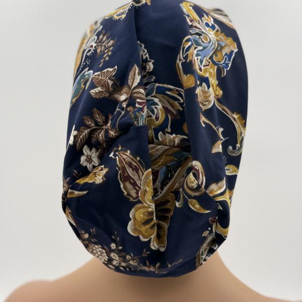 Handgemaakte chemo muts Bonnie bruin oker, donker blauw goud maat L