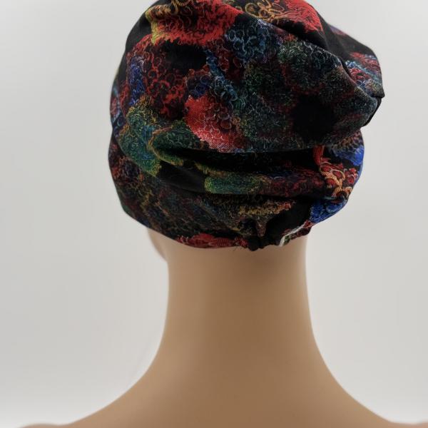 Handgemaakte chemo muts Barbara maat S zwart met bloemen