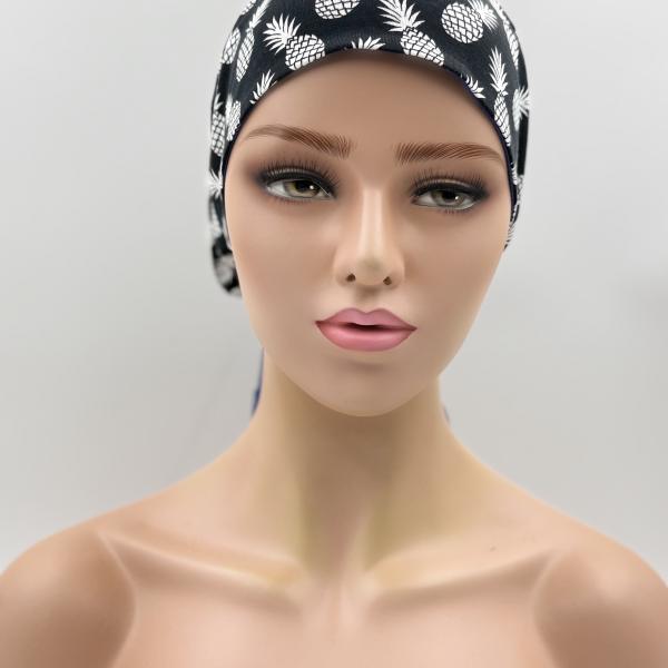 Handgemaakte chemo muts Bobby zwart annanas/blauw maat M
