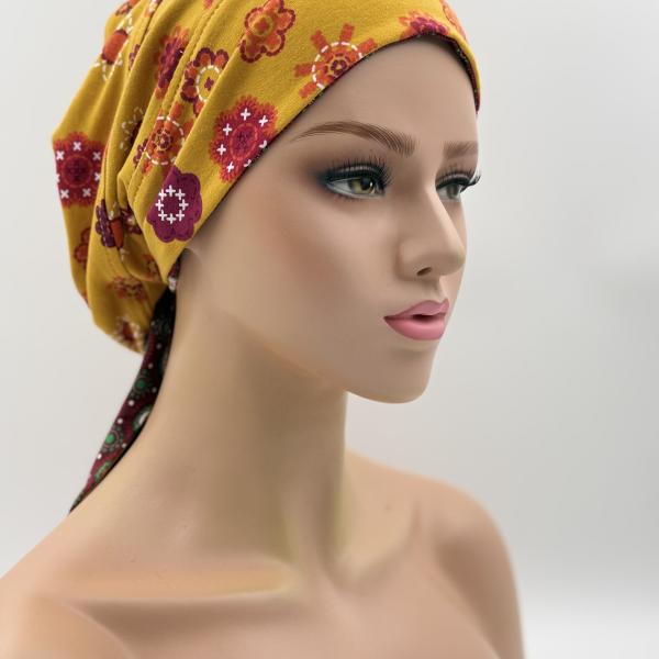 Handgemaakte chemo muts Bobby bordeaux/okergeel maat M
