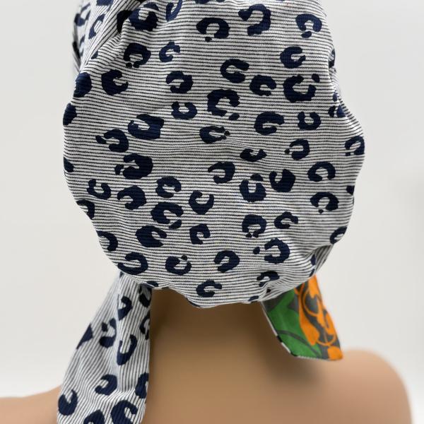 Handgemaakte chemo muts Bobby navy blauw en groen maat S