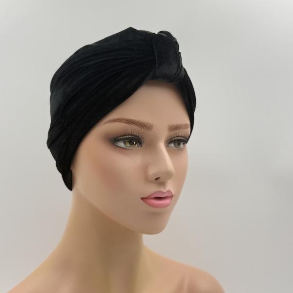 Handgemaakte chemo muts Brooklyn in velours zwart maat S