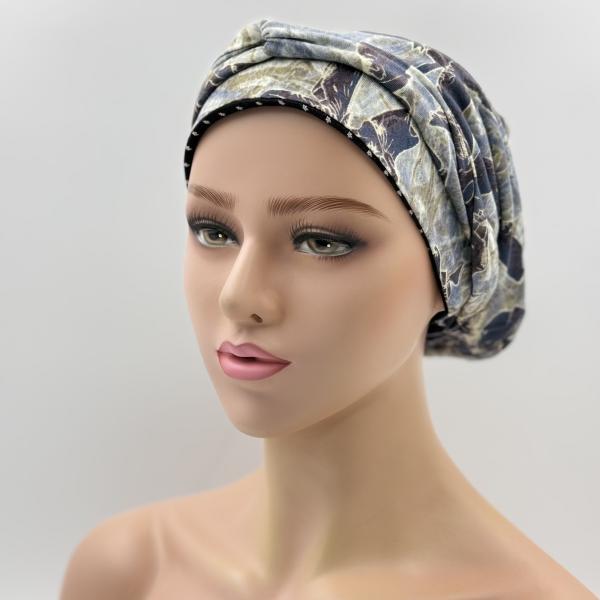 Handgemaakte chemo muts Buffy grijs blauw en zwart gebreid maat M