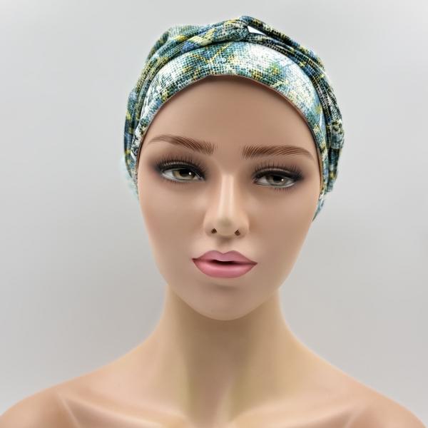 Handgemaakte chemo muts Buffy terra gebloemd en groen wit maat M