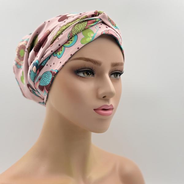 Handgemaakte chemo muts Buffy petrol met figuren en roze met bloemen maat M