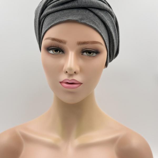 Handgemaakte chemo muts Betty grijs maat L