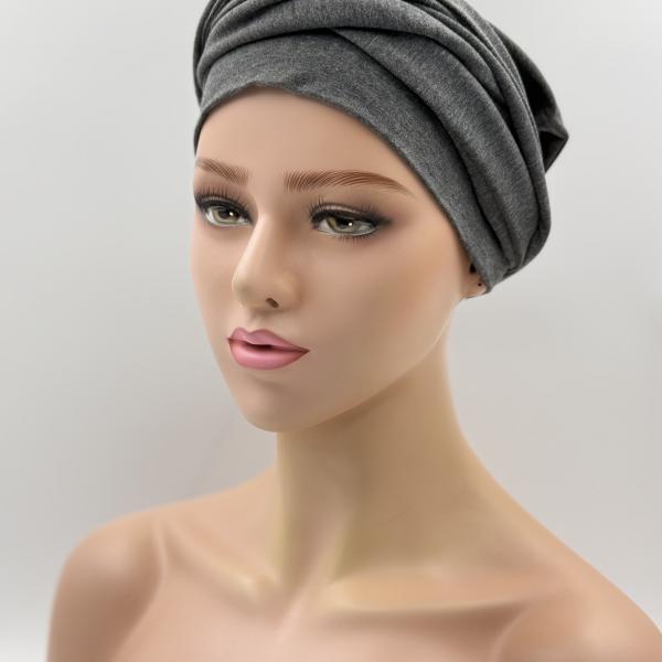 Handgemaakte chemo muts Betty grijs maat M
