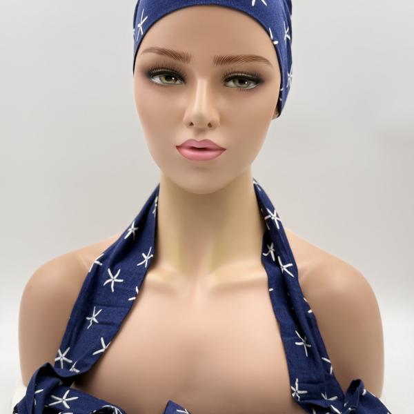Handgemaakte chemo muts Bahar blauw met witte ster maat M