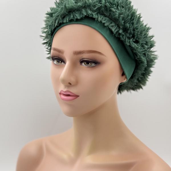 Handgemaakte chemo muts Brigit de luxe maat M groen