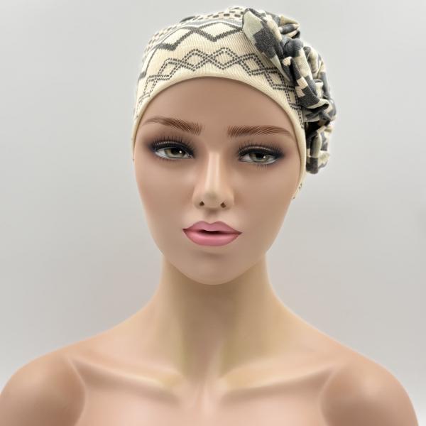 Handgemaakte chemo muts Beyonce in crème en grijs maat M