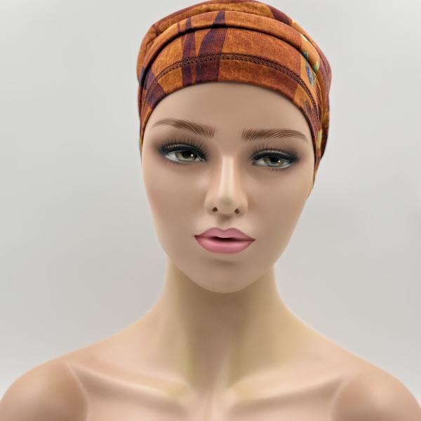 Handgemaakte chemo muts Bente Bruin tinten maat S
