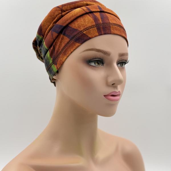 Handgemaakte chemo muts Bente Bruin tinten maat S