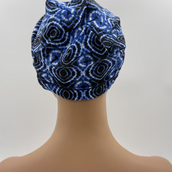 Handgemaakte chemo muts Bente Blauw wit maat S