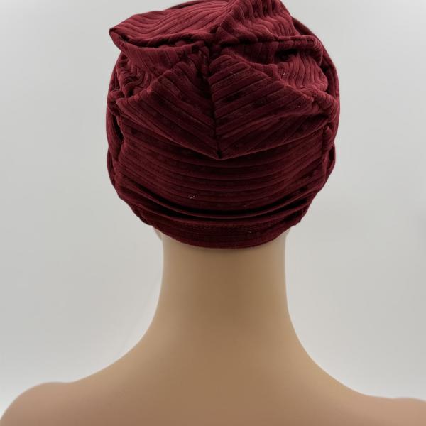 Handgemaakte chemo muts Bente bordeaux fluweel maat M