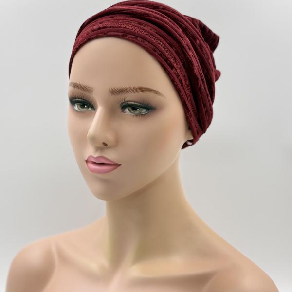 Handgemaakte chemo muts Bente bordeaux fluweel maat M