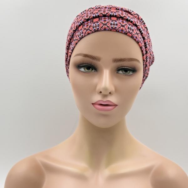 Handgemaakte chemo muts Bente rood maat M