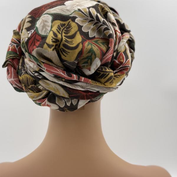 Handgemaakte chemo muts met sjaal Bella bordeaux met herfsttinten maat S.