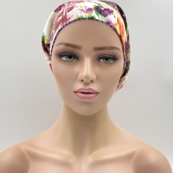 Handgemaakte chemo muts Bonnie blauw, gebloemd maat L