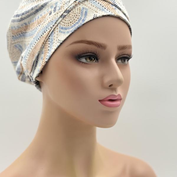 Handgemaakte chemo muts Brina blauw wit maat L