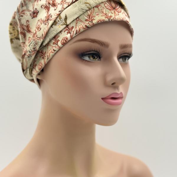 Handgemaakte chemo muts Brina rood bruin maat L