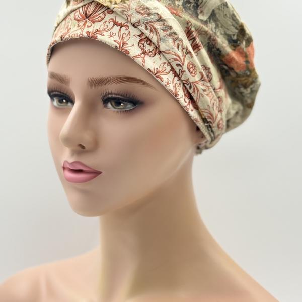 Handgemaakte chemo muts Brina rood bruin maat L